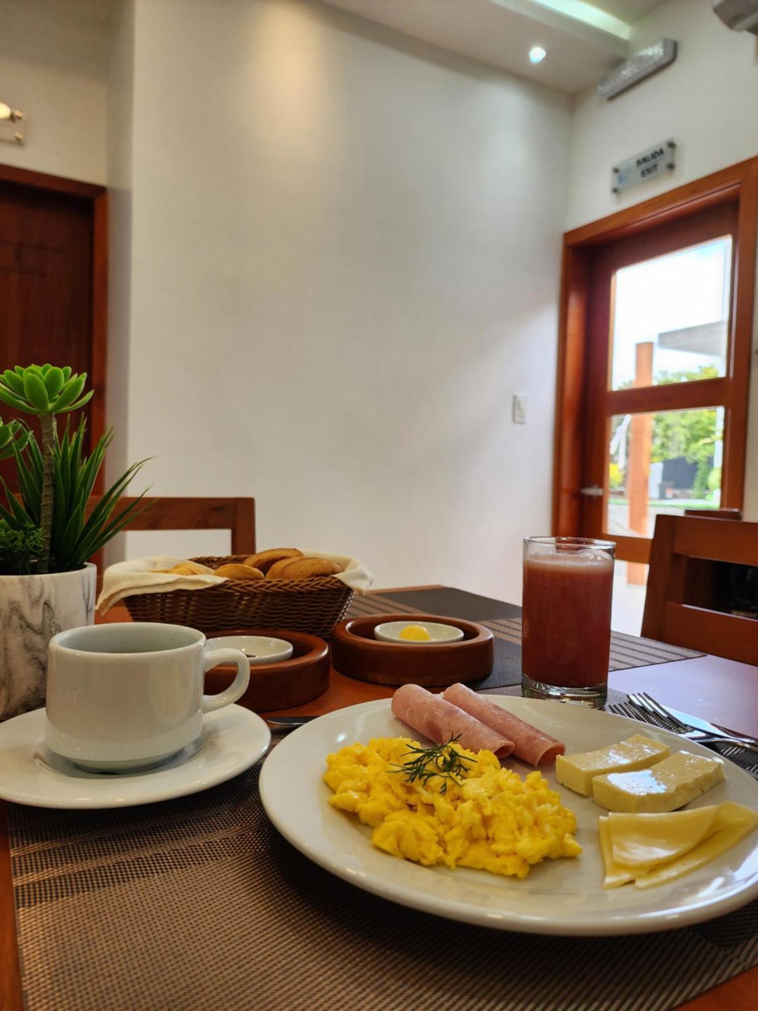Casa Galapagos By Hostal Fragata Puerto Ayora  Kültér fotó