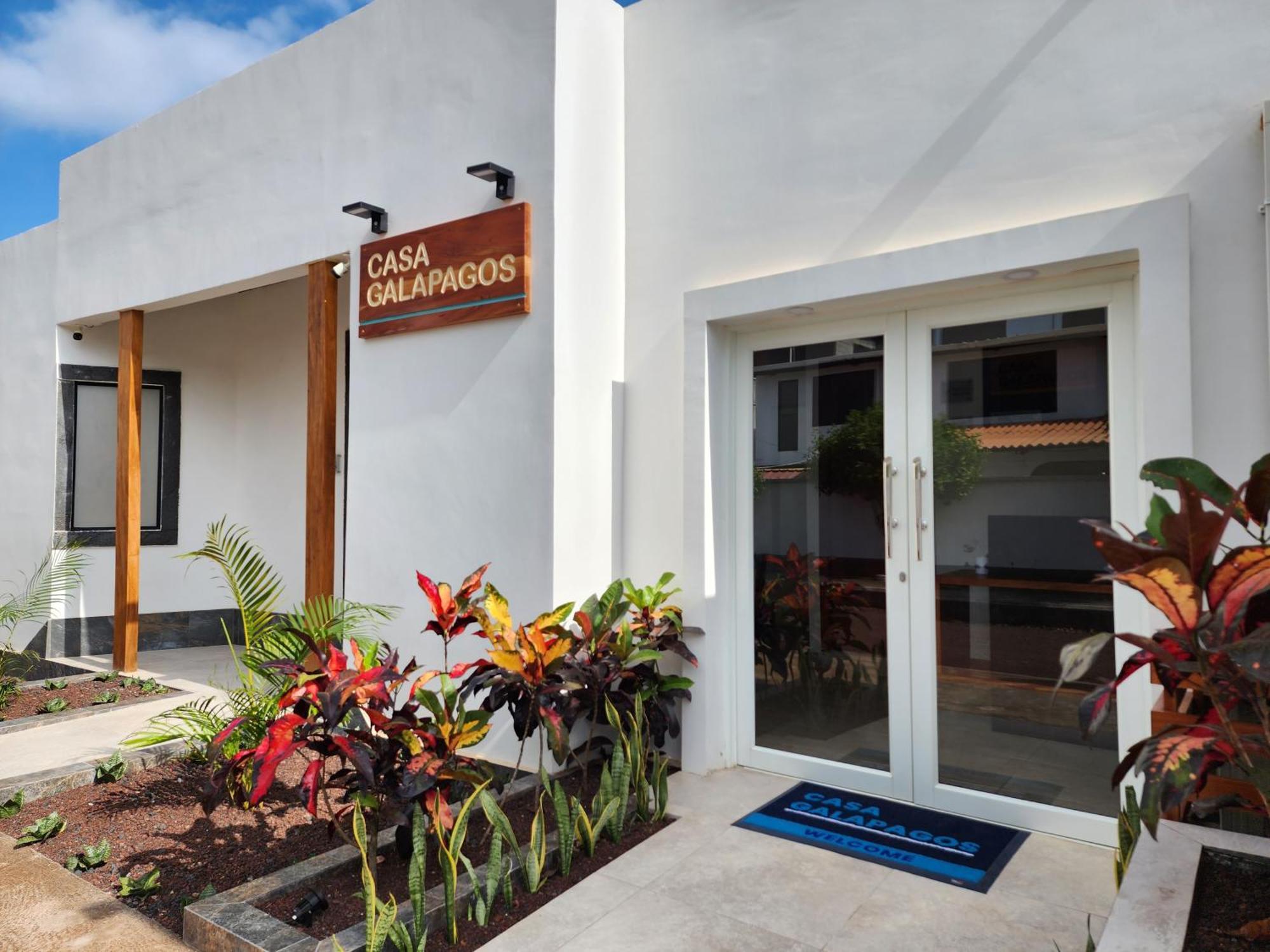 Casa Galapagos By Hostal Fragata Puerto Ayora  Kültér fotó