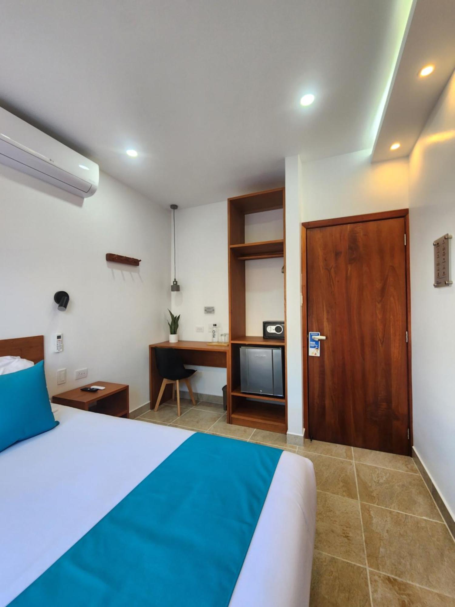 Casa Galapagos By Hostal Fragata Puerto Ayora  Kültér fotó