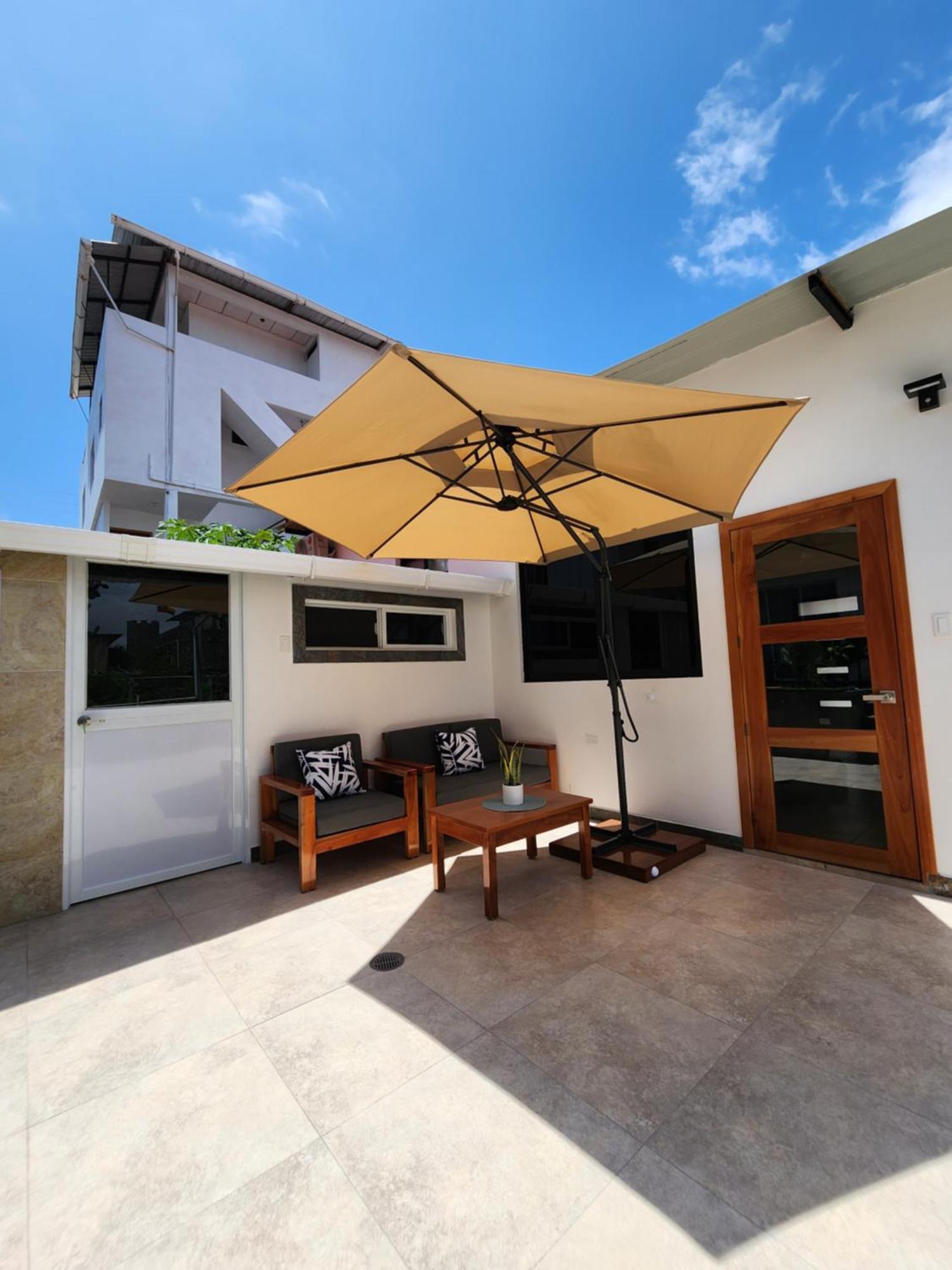 Casa Galapagos By Hostal Fragata Puerto Ayora  Kültér fotó