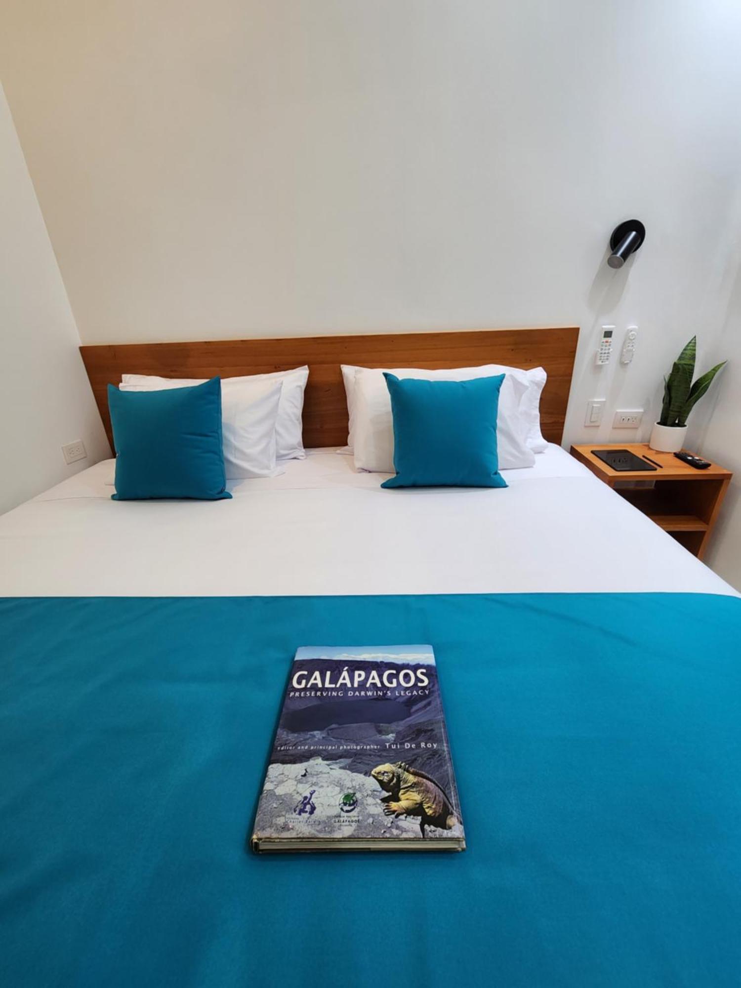 Casa Galapagos By Hostal Fragata Puerto Ayora  Kültér fotó